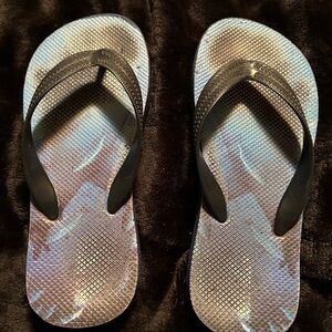 2 for $10 - Shark Flip Flop Sandals Size 1/2 Boys